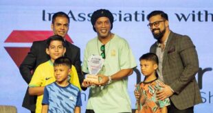 ফ্যানফেয়ার অ্যাপ ব্যবহারকারীদের জন্য ব্রাজিলিয়ান ফুটবলার রোনালদিনহোর শুভেচ্ছা উপহার
